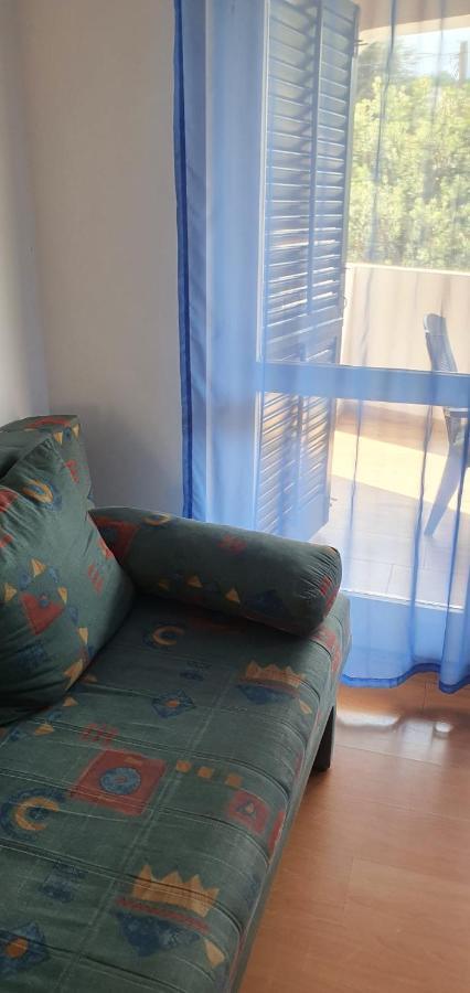 Apartmani Sonia Njivice Buitenkant foto