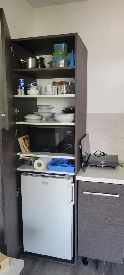 Apartmani Sonia Njivice Buitenkant foto