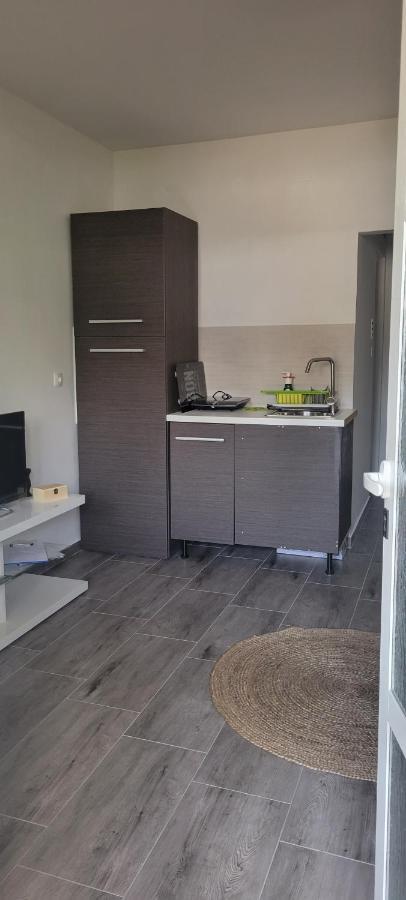 Apartmani Sonia Njivice Buitenkant foto