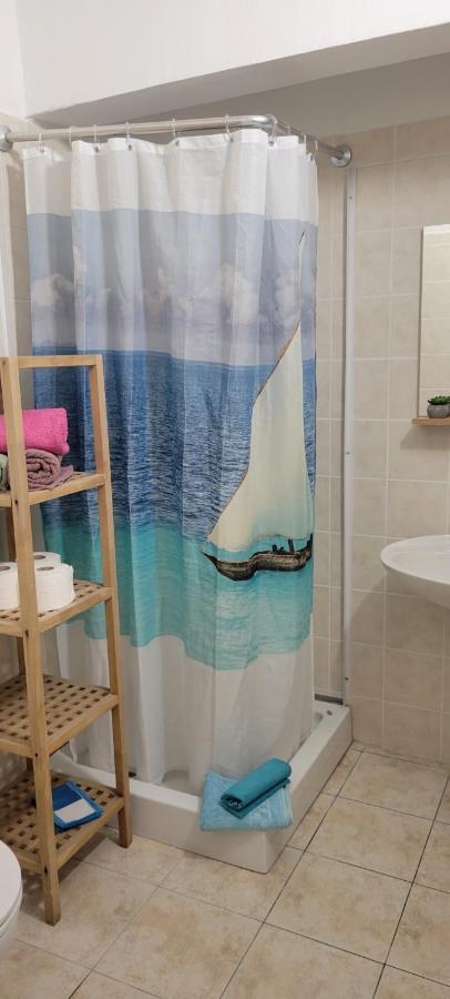 Apartmani Sonia Njivice Buitenkant foto