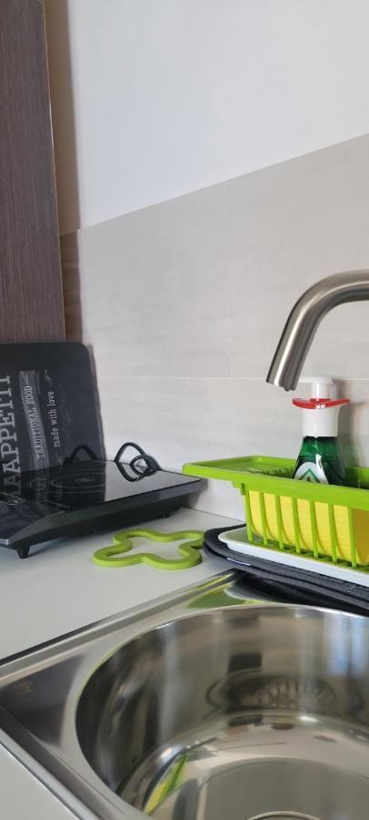 Apartmani Sonia Njivice Buitenkant foto